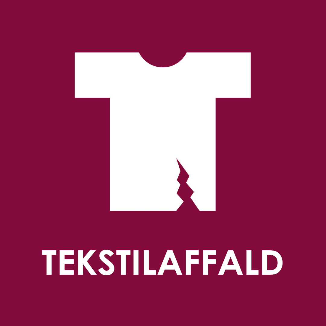 Ødelagt t-shirt på beaudeuxrød baggrund som symboliserer tekstilaffald Piktogram af tekstilaffald