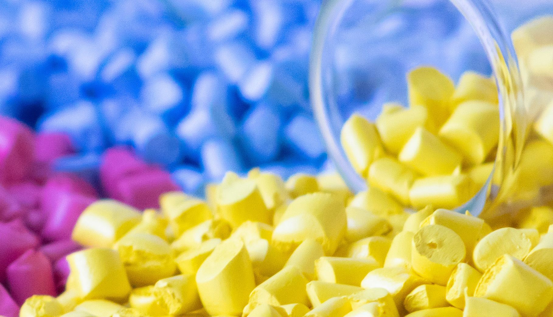 HDPE (Høj densitet polyethylen) Grafik som viser HDPE, som også kaldes høj densitet polyethylen